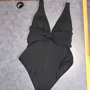 NWT Cupshe - Black Ginger Ribbed & Ruched One-Piece